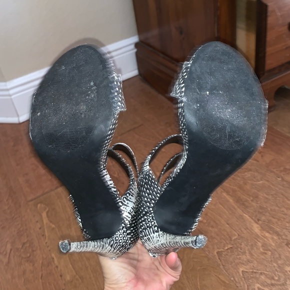 Milyah Steve Madden Heels Snake Skin - Picture 4 of 5